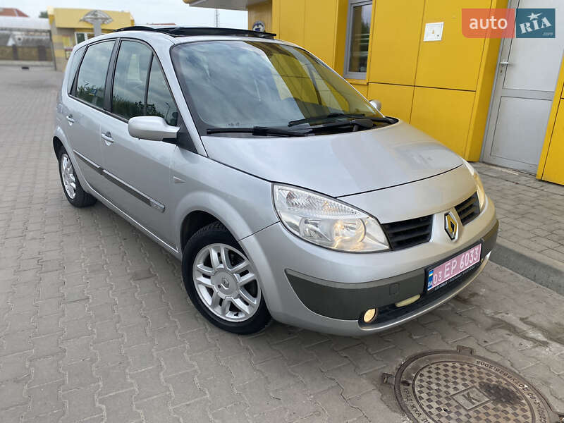 Минивэн Renault Scenic 2005 в 