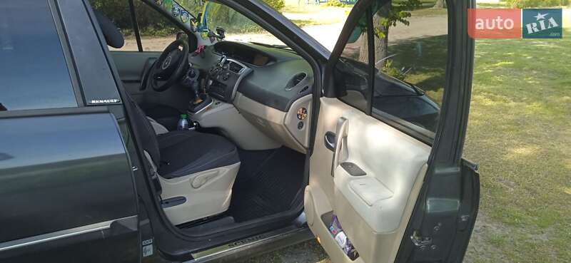 Мінівен Renault Scenic 2007 в Зарічному