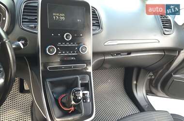 Мінівен Renault Scenic 2017 в 