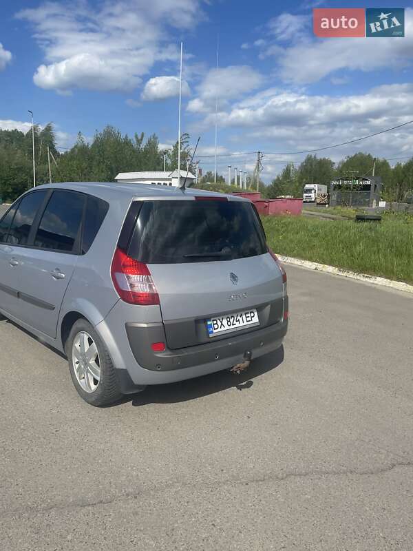 Минивэн Renault Scenic 2004 в Ратным
