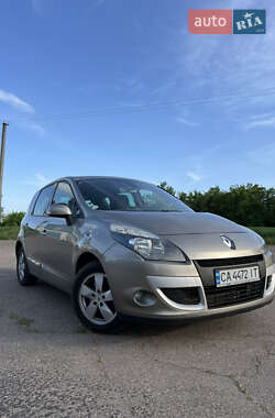 Мінівен Renault Scenic 2010 в Черкасах