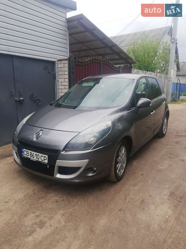 Renault Scenic 2011