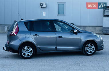 Мінівен Renault Scenic 2011 в 