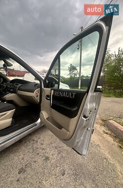 Минивэн Renault Scenic 2006 в 