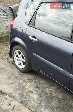 Минивэн Renault Scenic 2008 в 