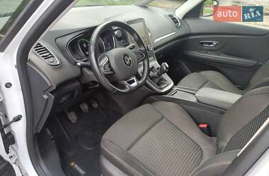 Минивэн Renault Scenic 2019 в 