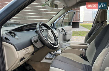 Минивэн Renault Scenic 2005 в 