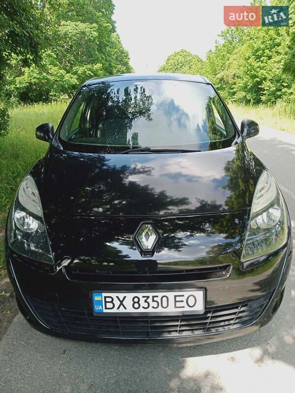 Renault Scenic 2011