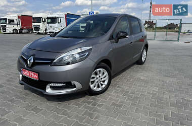 Мінівен Renault Scenic 2015 в 