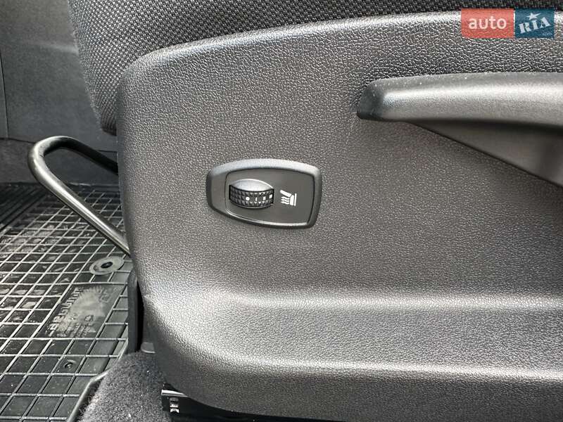 Минивэн Renault Scenic 2010 в Луцке