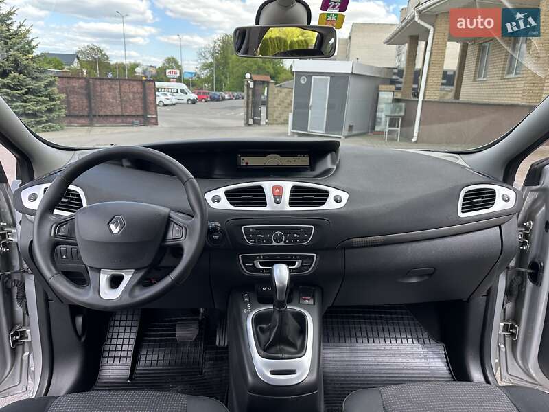 Минивэн Renault Scenic 2010 в Луцке