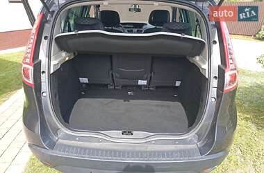 Минивэн Renault Scenic 2010 в 