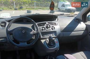 Минивэн Renault Scenic 2005 в 