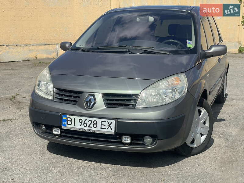 Минивэн Renault Scenic 2005 в 