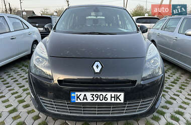 Минивэн Renault Scenic 2009 в Корсуне-Шевченковском