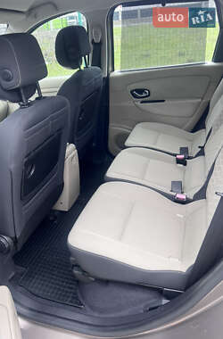 Мінівен Renault Scenic 2010 в 