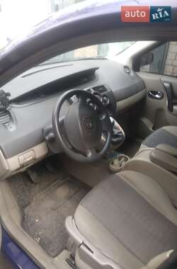 Минивэн Renault Scenic 2005 в 