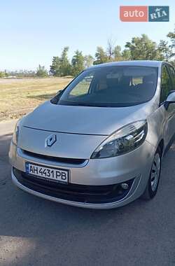 Мінівен Renault Scenic 2012 в 