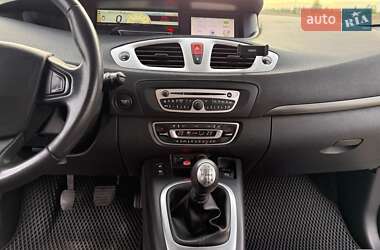 Мінівен Renault Scenic 2010 в 