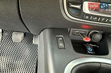Мінівен Renault Scenic 2010 в 