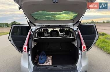 Мінівен Renault Scenic 2010 в 