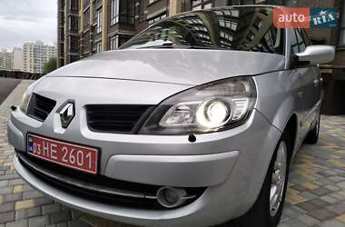 Минивэн Renault Scenic 2008 в 