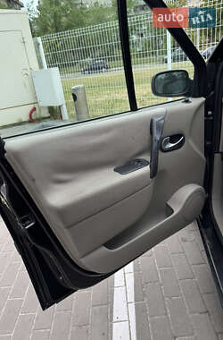 Минивэн Renault Scenic 2004 в 