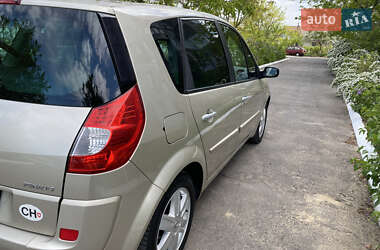 Минивэн Renault Scenic 2006 в 