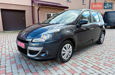 Минивэн Renault Scenic 2011 в Ивано-Франковске
