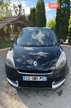 Минивэн Renault Scenic 2012 в 
