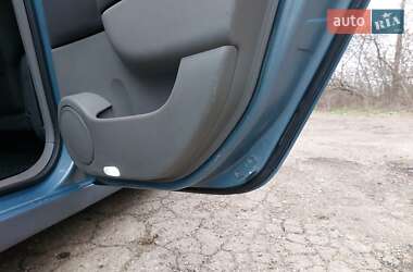 Мінівен Renault Scenic 2005 в 