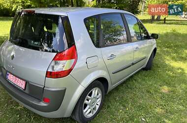 Минивэн Renault Scenic 2006 в 