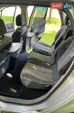Минивэн Renault Scenic 2006 в 