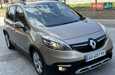 Минивэн Renault Scenic 2013 в 