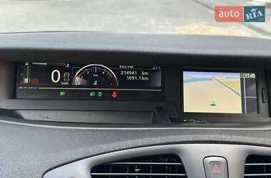 Минивэн Renault Scenic 2013 в 