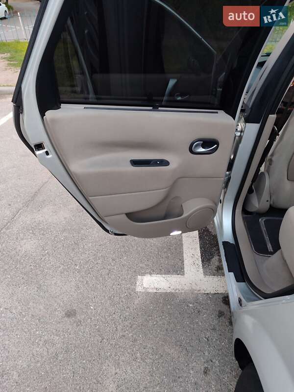 Мінівен Renault Scenic 2005 в Білій Церкві