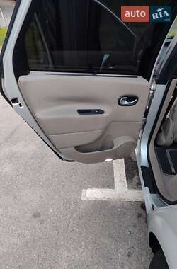 Минивэн Renault Scenic 2005 в 