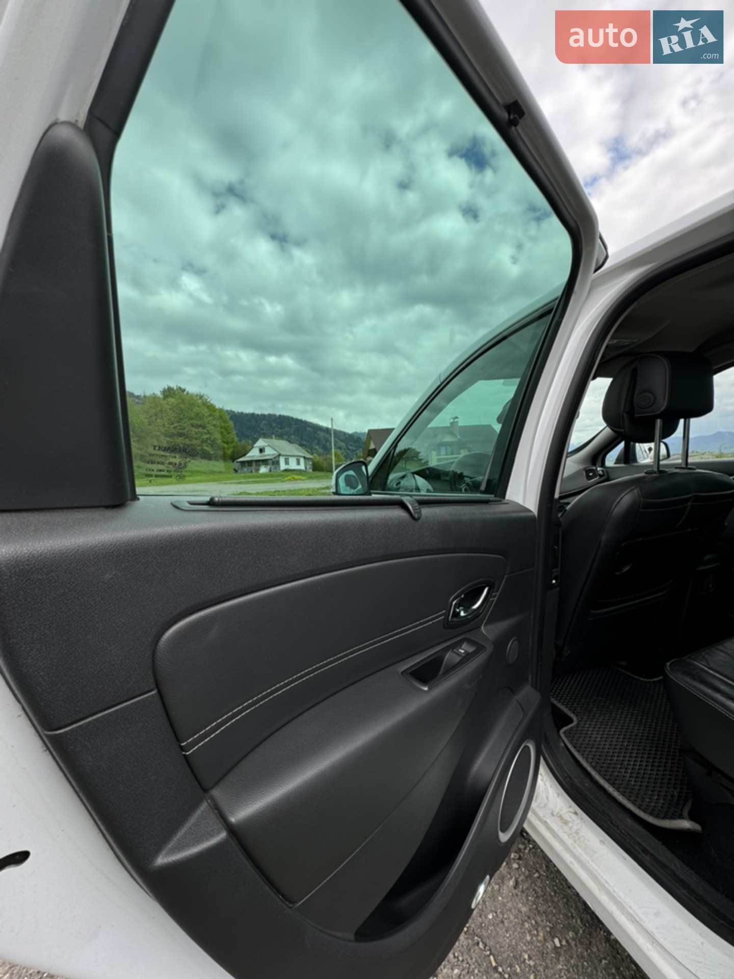 2012 Renault Scenic - мініатюра 16