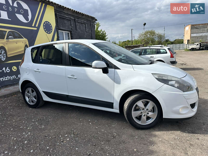 Мінівен Renault Scenic 2010 в Ніжині