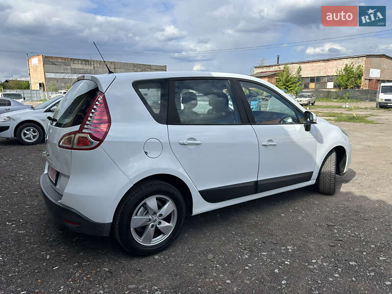 Мінівен Renault Scenic 2010 в Ніжині