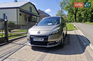 Мінівен Renault Scenic 2012 в 