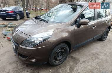 Мінівен Renault Scenic 2010 в Павлограді