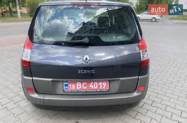 Минивэн Renault Scenic 2005 в 