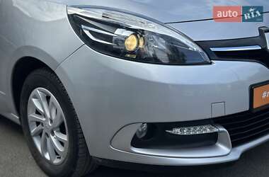 Мінівен Renault Scenic 2013 в 