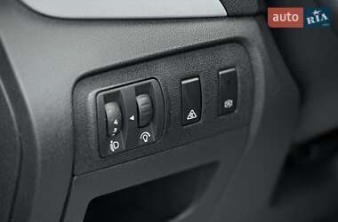 Мінівен Renault Scenic 2013 в 