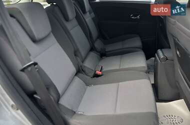 Мінівен Renault Scenic 2013 в 