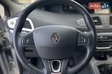 Мінівен Renault Scenic 2013 в 