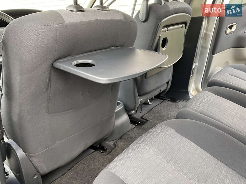Мінівен Renault Scenic 2007 в Луцьку
