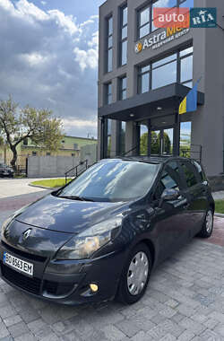 Мінівен Renault Scenic 2009 в Рівному