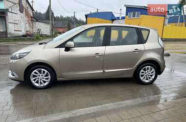 Минивэн Renault Scenic 2013 в 